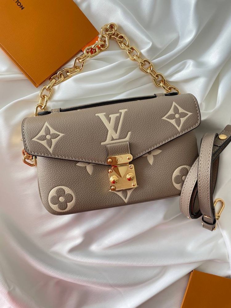 Сумочка Louis Vuitton