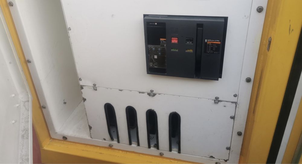 Генератор SDMO Cummins 650kva. В Києві. В наявності.