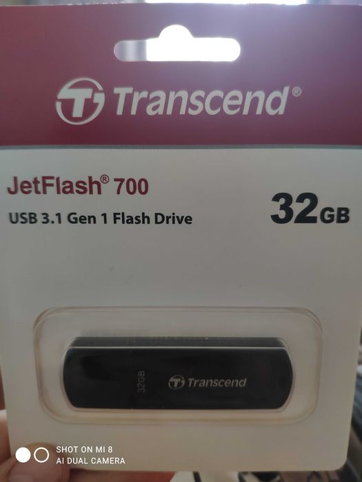Флешка 32  Transcent новая