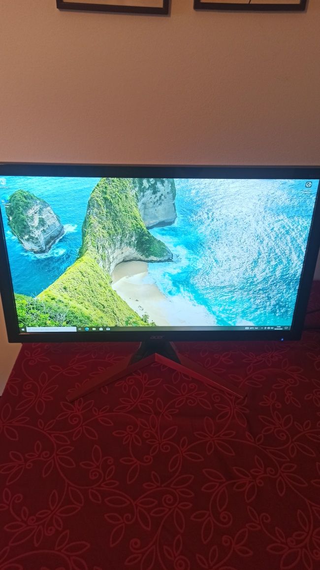RTX 4060/1070TI, 165Htz, Intel I7, 32GB RAM, M2 NVME