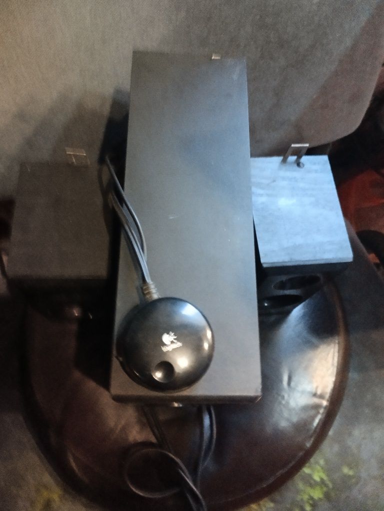 Logitech S-220 2.1 OEM