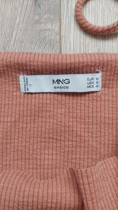 Жіноче літнє коротке плаття в рубчик Mango в ідеальному стані