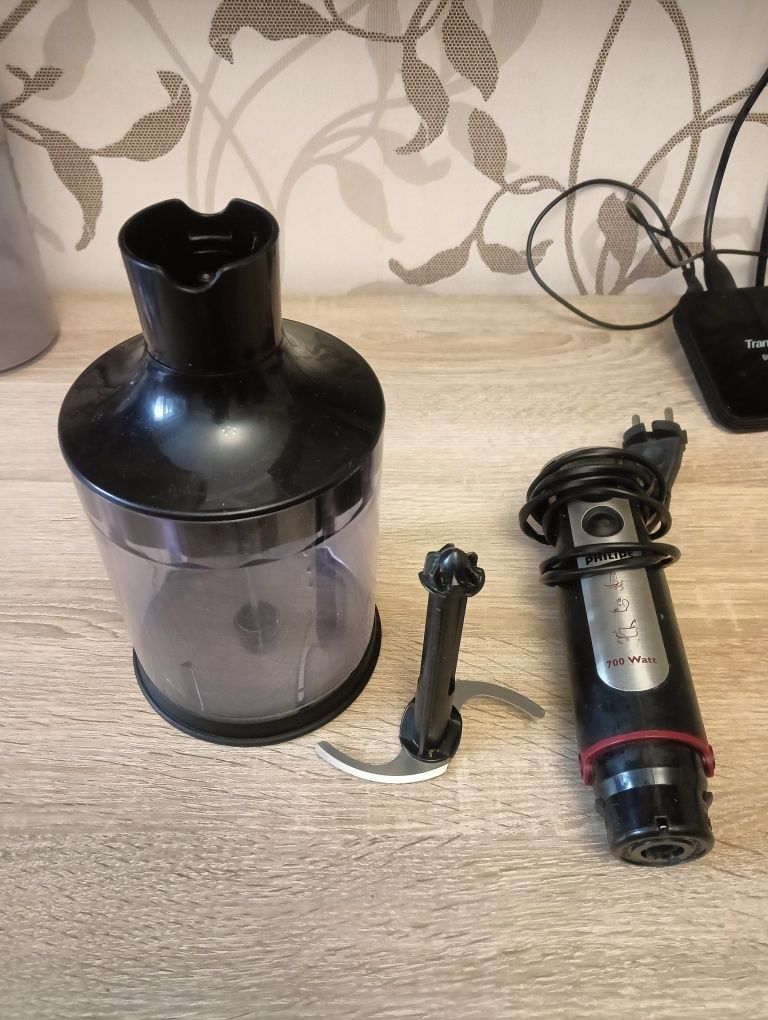 Чаша, ніж philips
