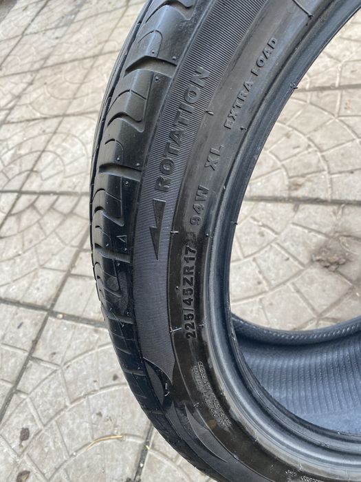 Резина 17r/225/45 літня