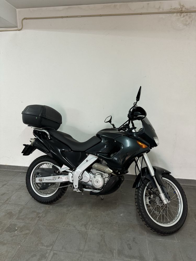 Aprilia pegaso 650