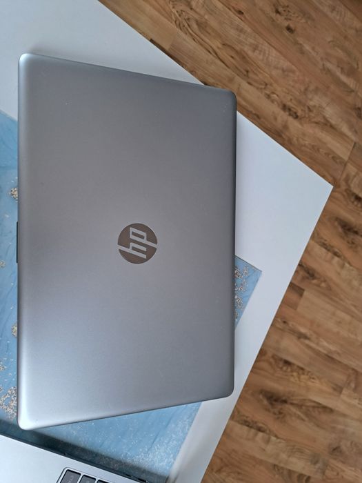 Laptop HP 15 Intel core i5 8th gen nvida geforce Windows 11