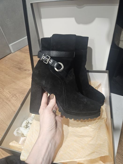 Ботильйони шкіряні замш