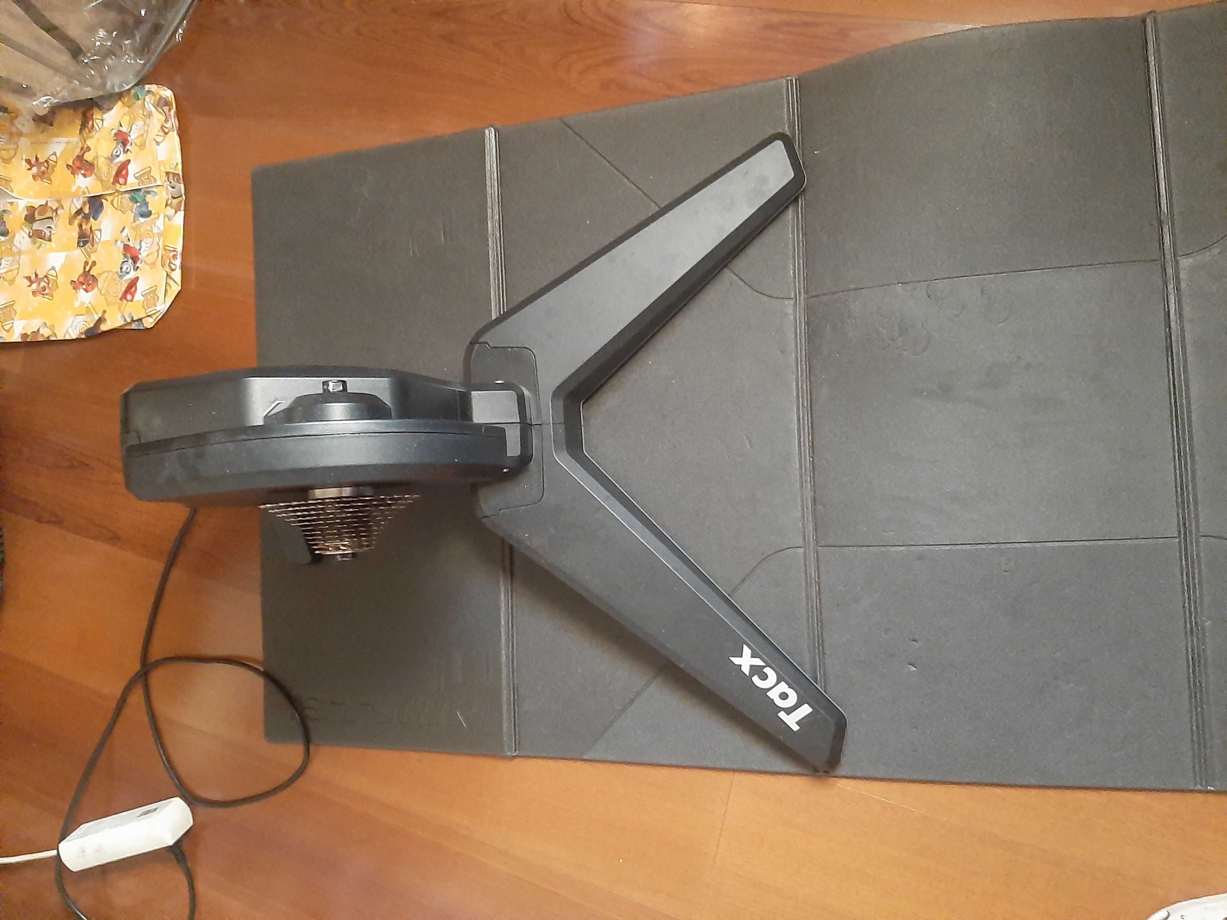 Rolo Tacx Flux S Smart com Garantia