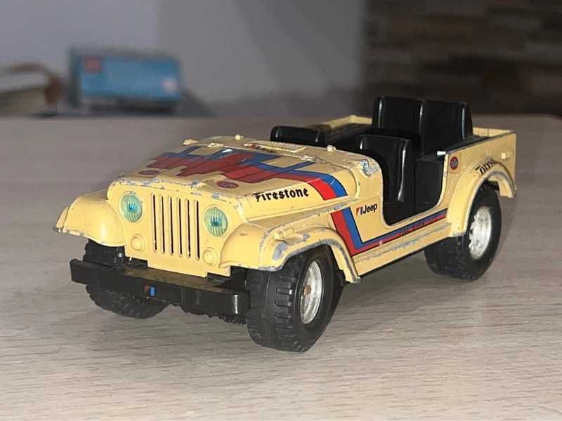 Jeep Wrangler CJ-7 1  24 Bburago – Miniatura Colecionável
