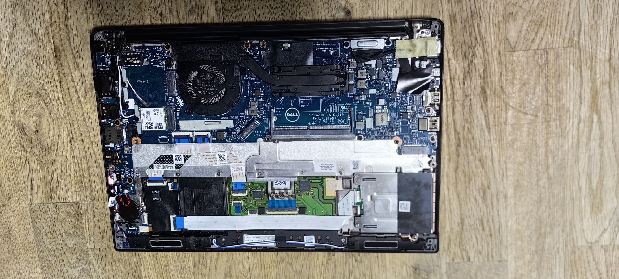 Ноутбук Dell 8(E7290)/i5-8350U/Ram No/SSD No