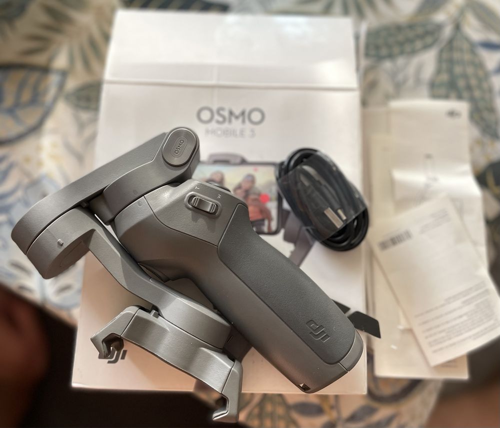DJI OSMO MOBILE 3 в ідеальному стані