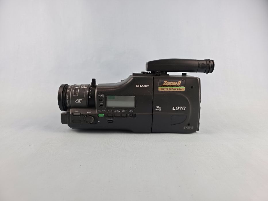 Stara kamera Sharp C670