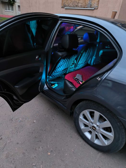 Продам Шевроле Епіка 2009 рік 2.5 газ/бензин