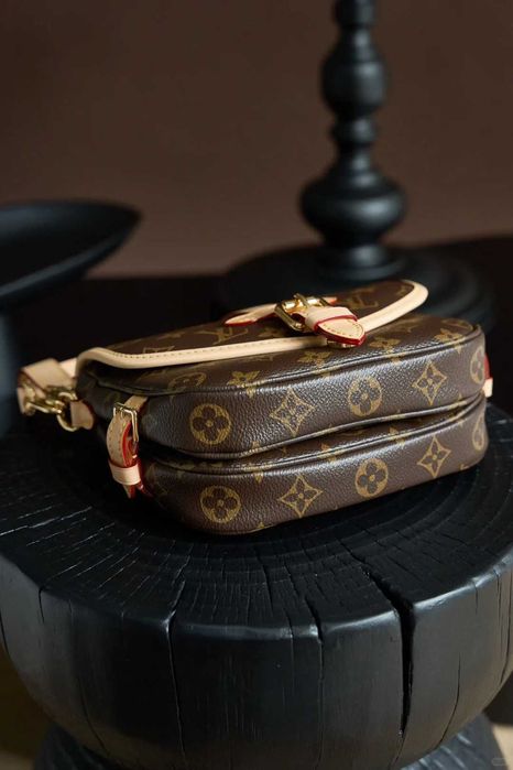 LV Saumur BB - LV Saumur BB Monogram Torba Krzyżowa Wintage 90s