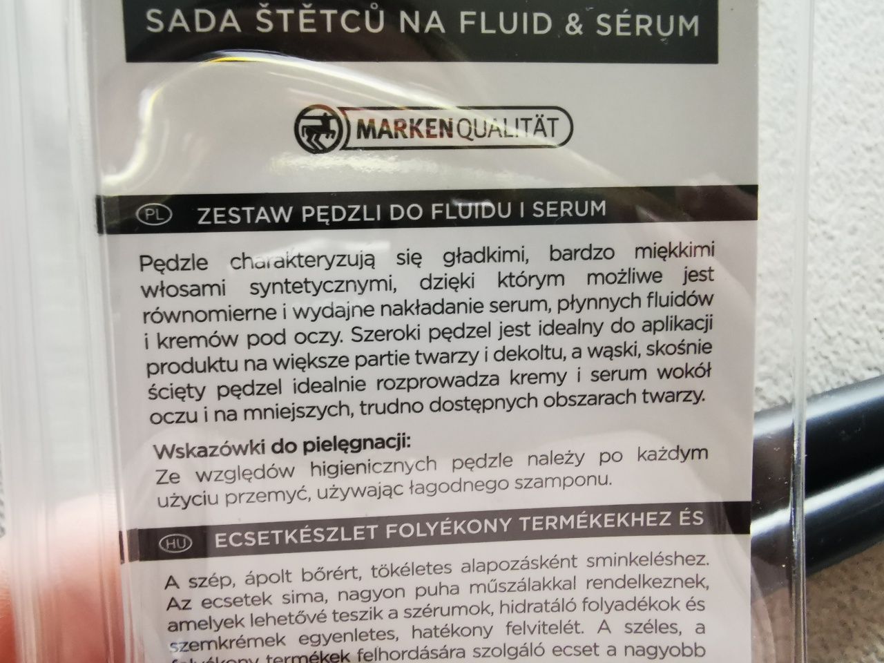 Pędzelki do kosmetyków pod oczy