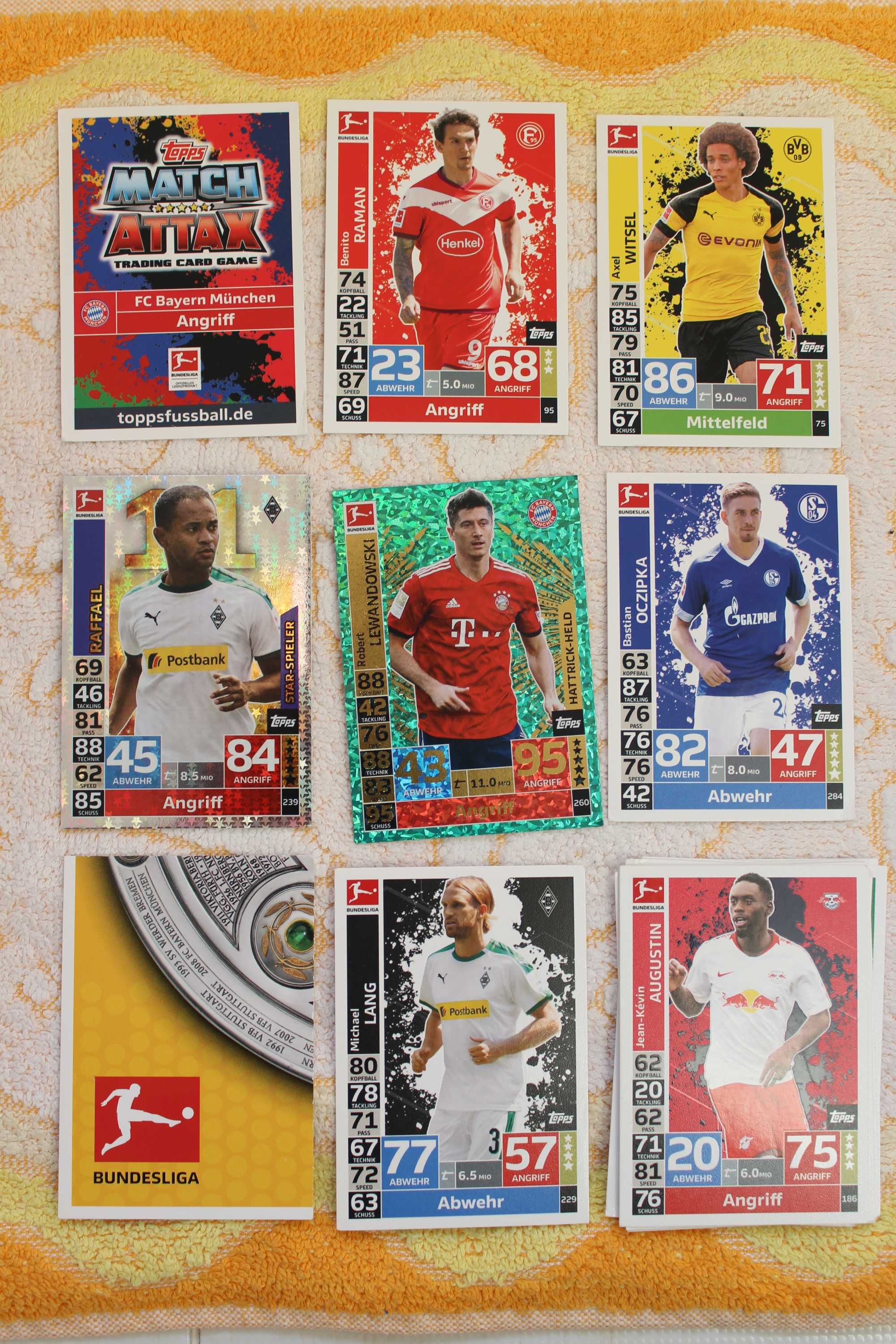 Karty z piłkarzami bestsellerowej kolekcji  Bundesliga  2020/2021