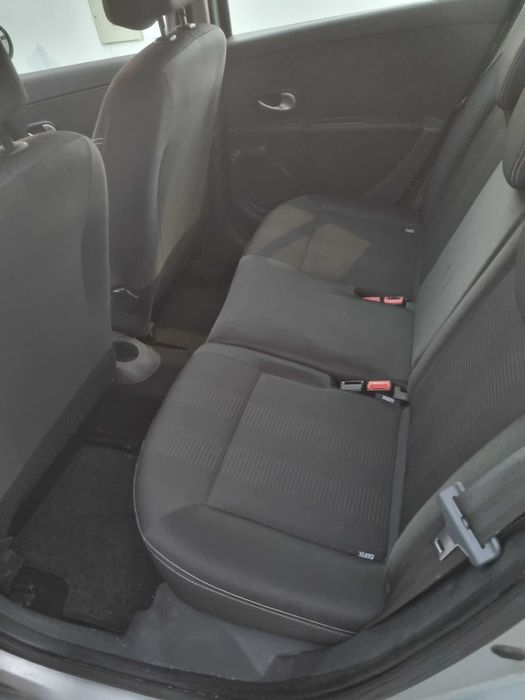 Renault clio 1.2 ; 2009 ; 79000km