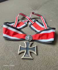 Odznaczenie Krzyż Rycerski Krzyża Żelaznego ze srebrnym liściem dębu