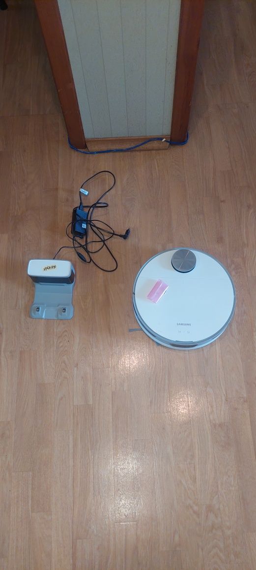 Робот пылесос Samsung jet bot