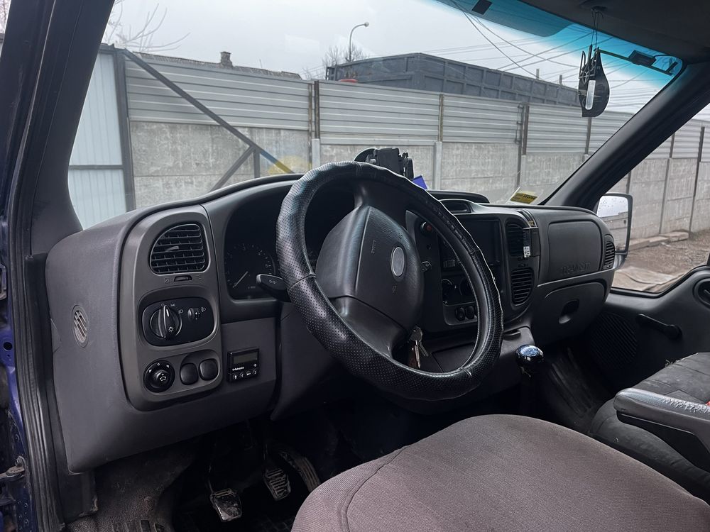 Продам Форд Транзит 2,4 турбо-дизель Макси База 5200$