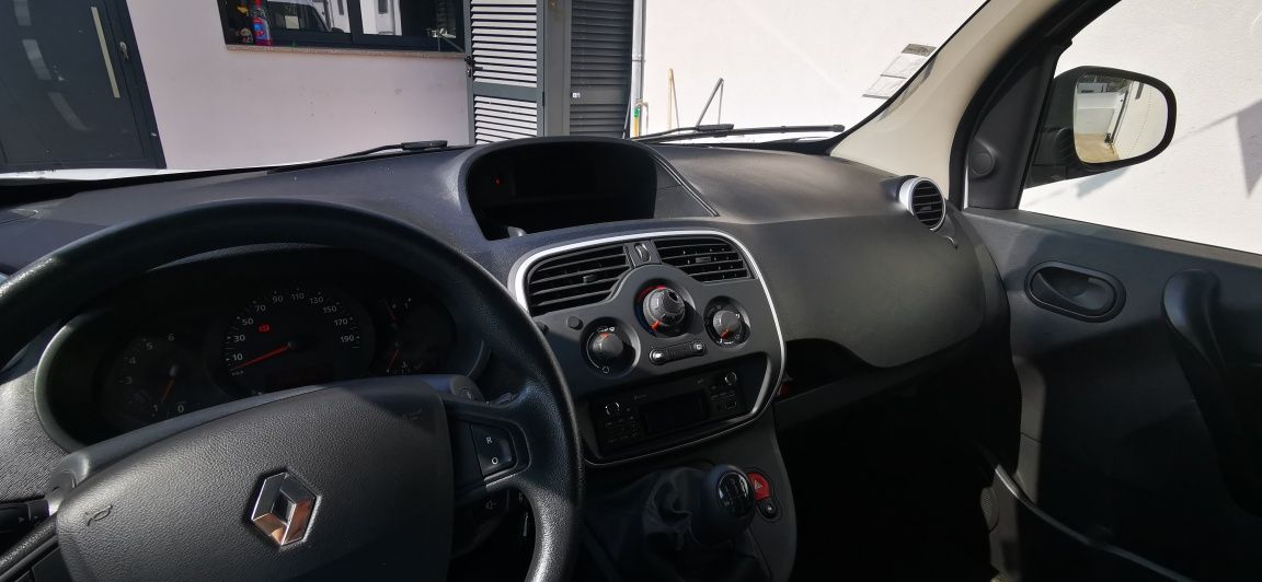 Carrinha Renault Kangoo Maxi