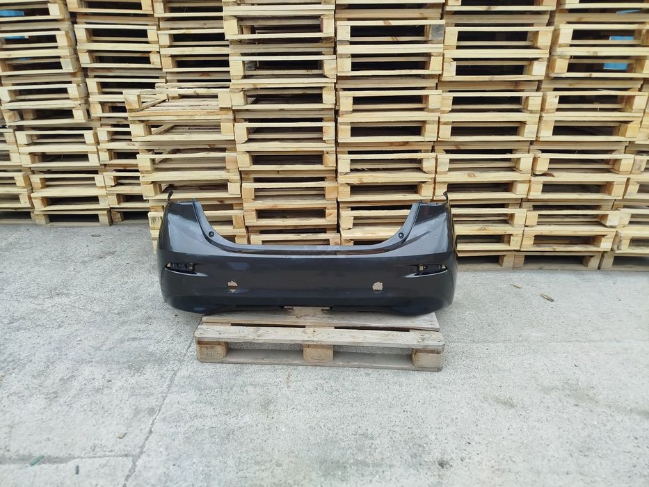 Mazda 3 III zderzak tył tylny sedan