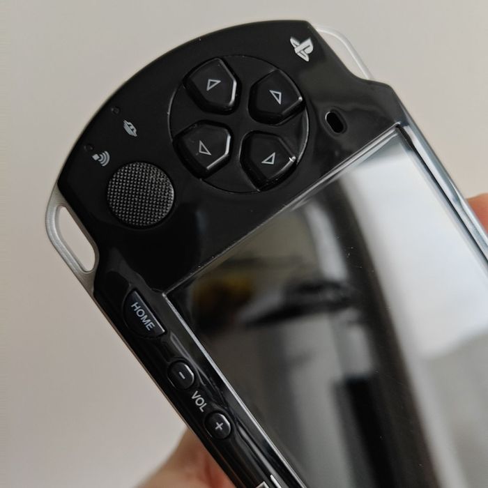 Sony PSP2000 Piano Black
