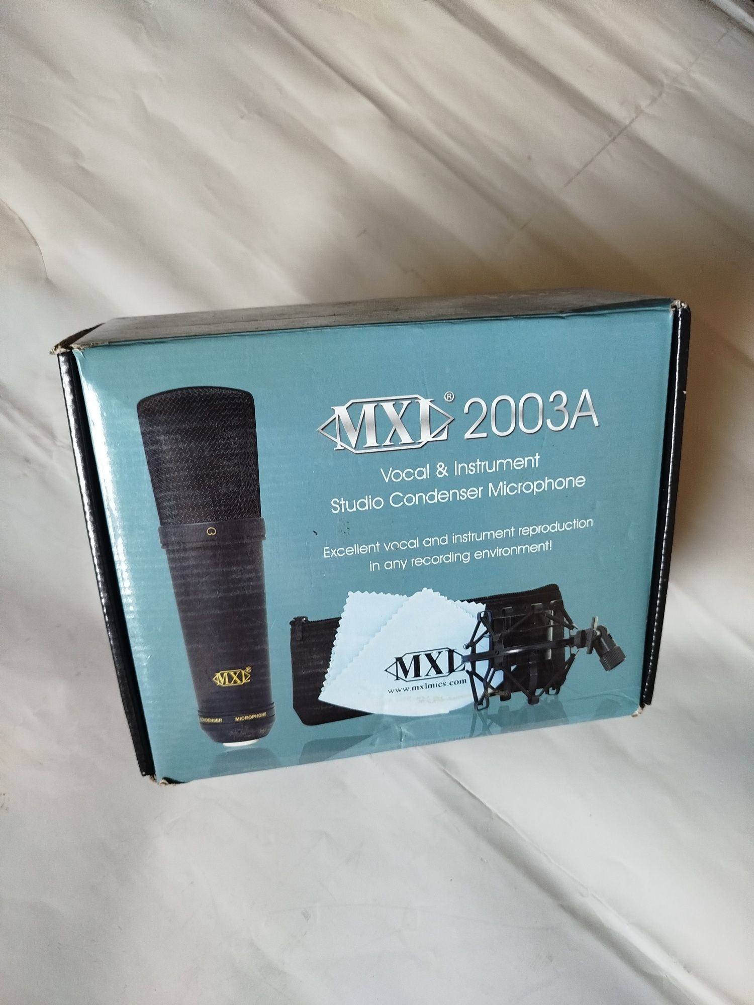 Качественный студийный микрофон Marshall Electronics MXL 2003А