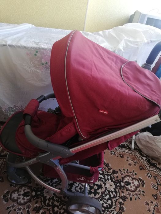 Коляска прогулянкова для дівчинки Carello Vista