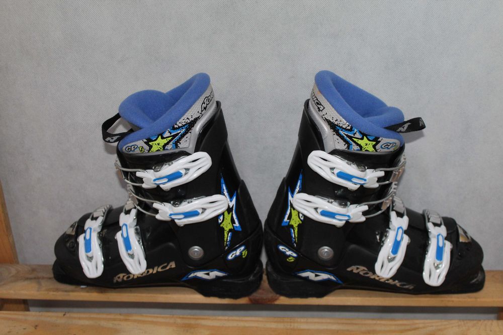 Buty narciarskie Nordica GPTJ, roz. 22,5 cm- 35,5 EU