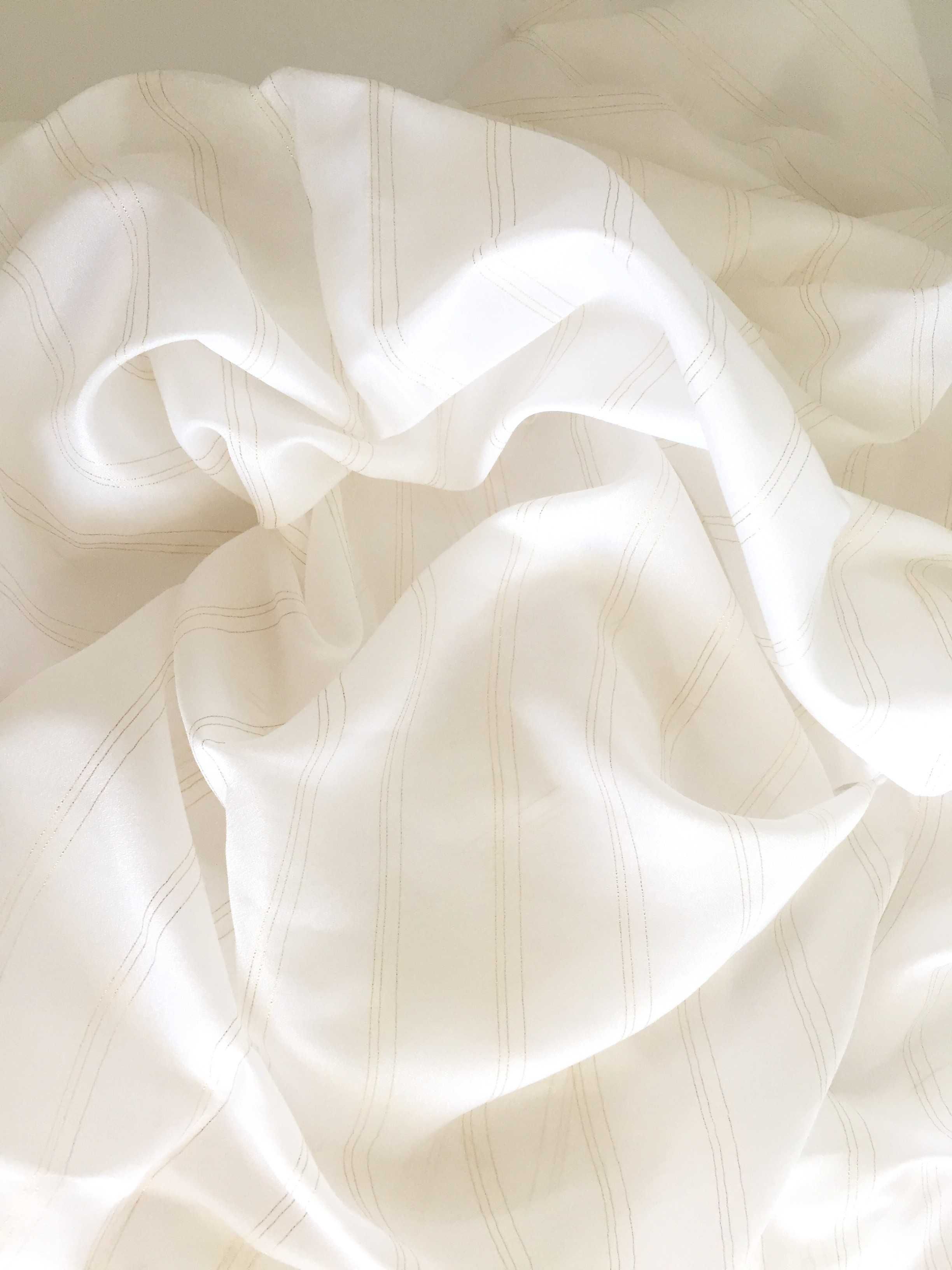 Ткань блузочная - нежно белый шифон с люрексом (150х150 см)