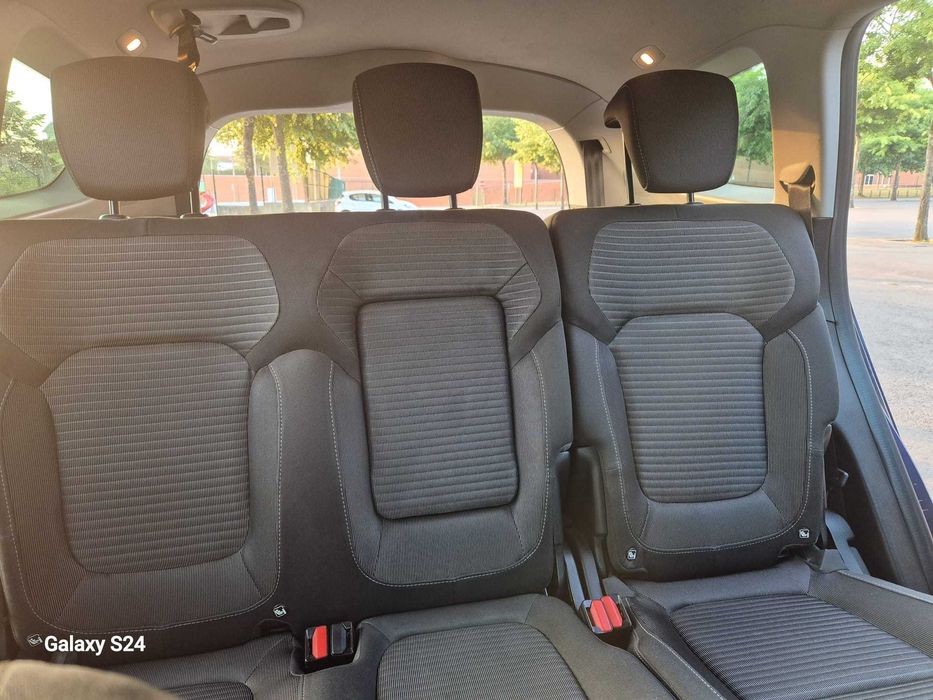 Renault Scenic 1.5 DCI Auto Caixa Automática