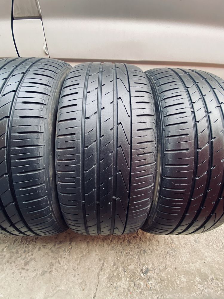 Шини 4шт літні R19 Hankook Ventus S1 Evo2 235/50/19 комлект