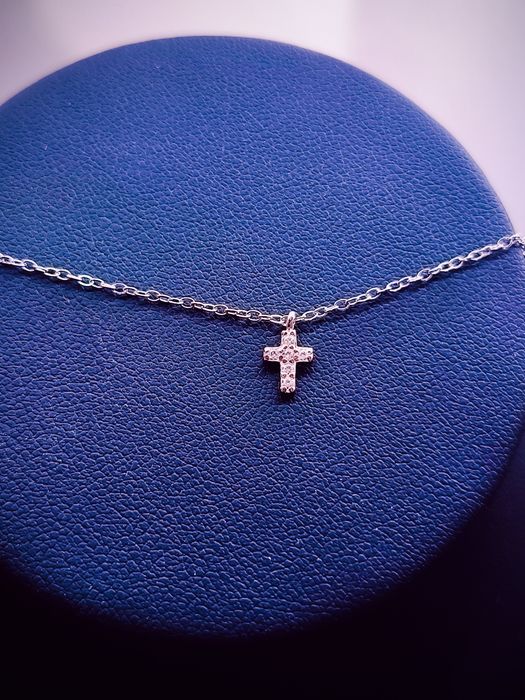 Colar em Prata com Terço em Zirconias