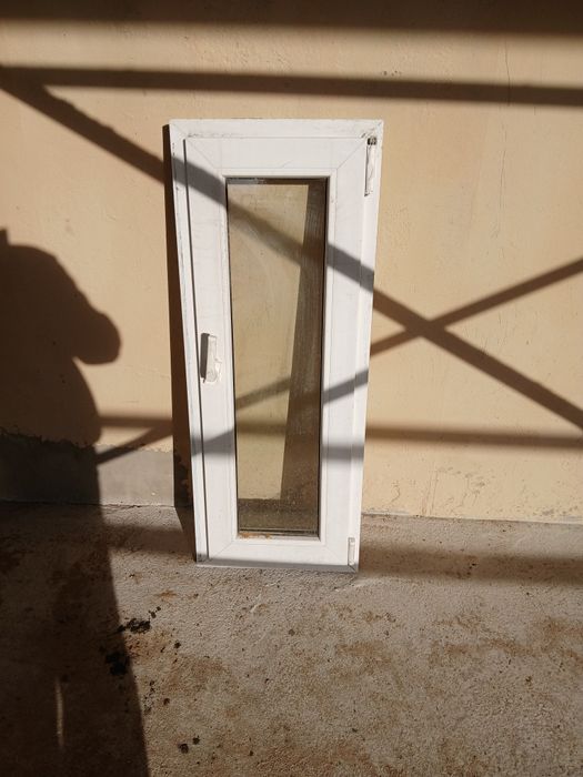 Okno plastikowe 45cm na 115cm