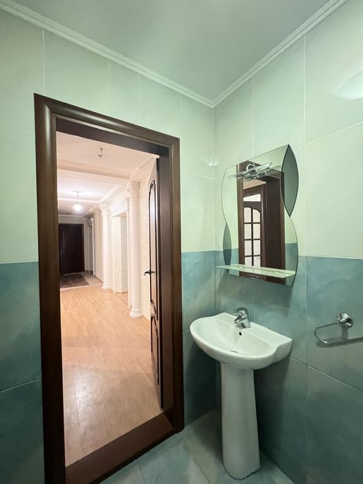 В Продажу 4 к к з євроремонтом на Шосейній