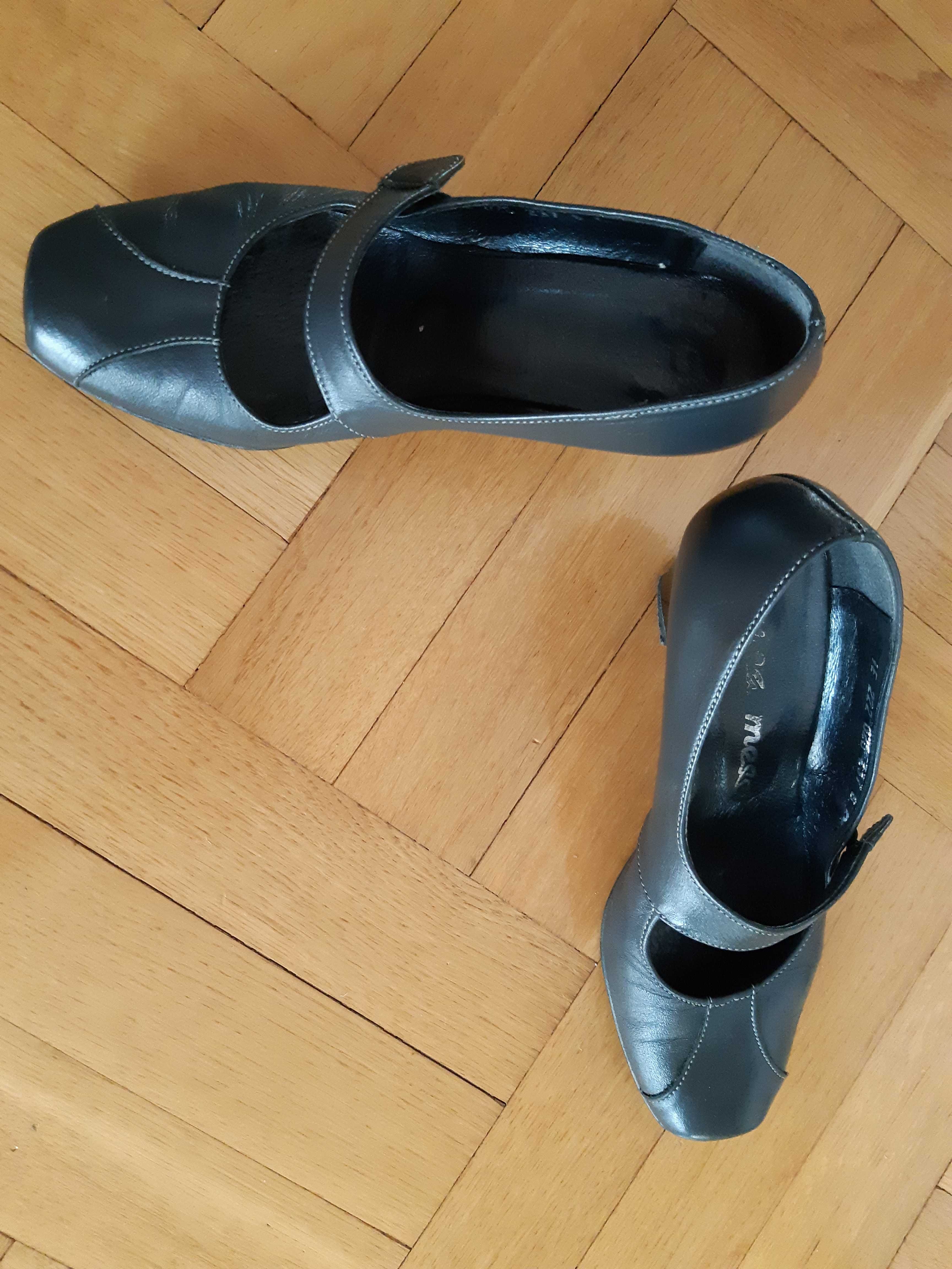 Buty na obcasie, 35, skórzane, czółenka, półbuty