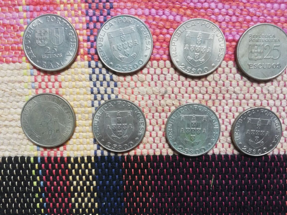 . Moedas 25 escudos