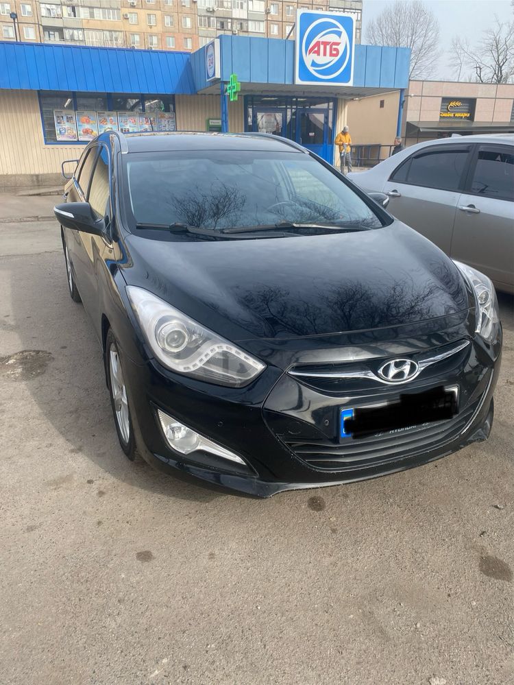 Продам huyndai i40