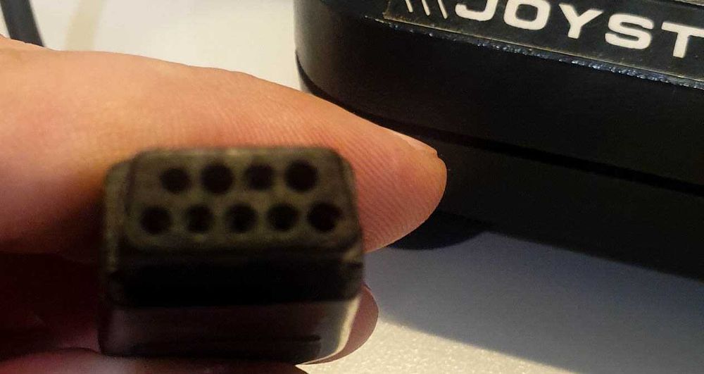 2 x Joysticki Amiga Commodore ? stan nieznany