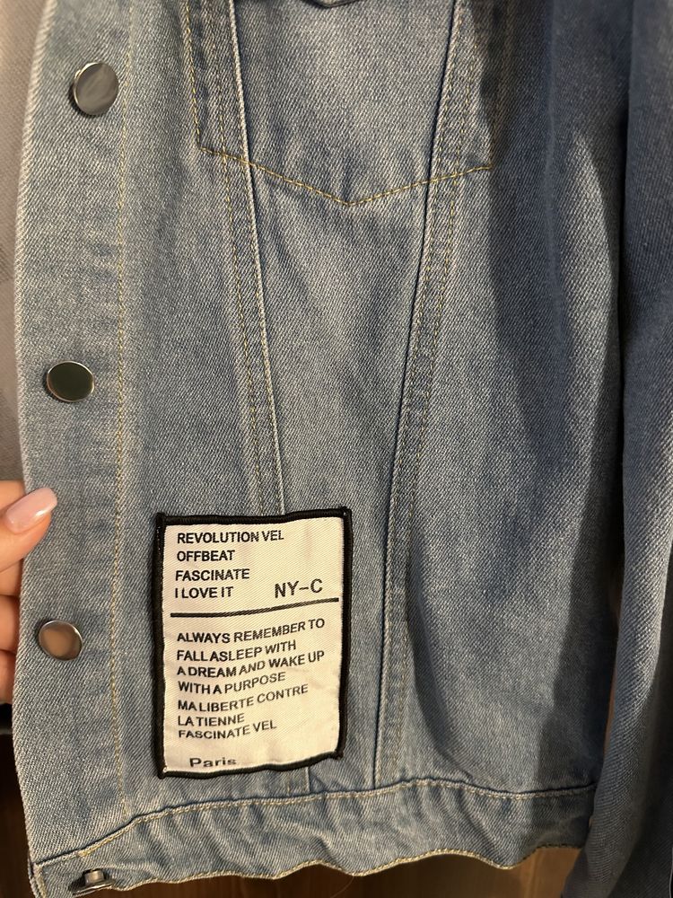 Kurtka jeansowa jeans katana z nadrukiem naszywki logo oversize Apollo