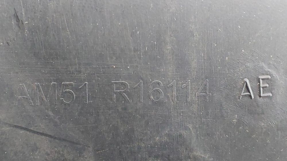 Cava roda frente direita FORD Focus III