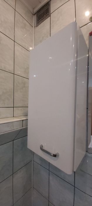 Szafki łazienkowe oddam za darmo