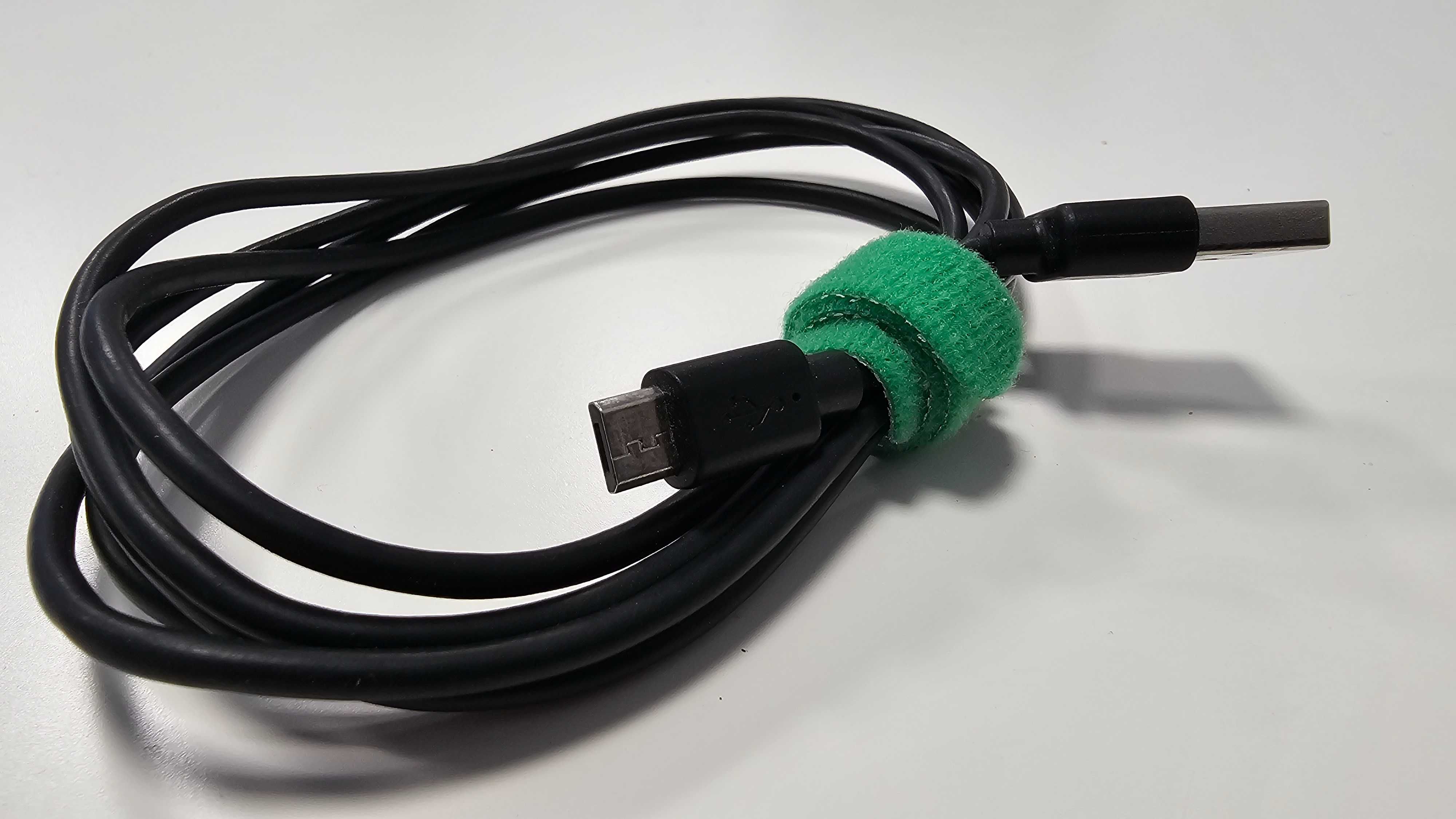 14 Kabel USB-A USB-Micro do telefonu lub innych urządzeń 150 cm czarny