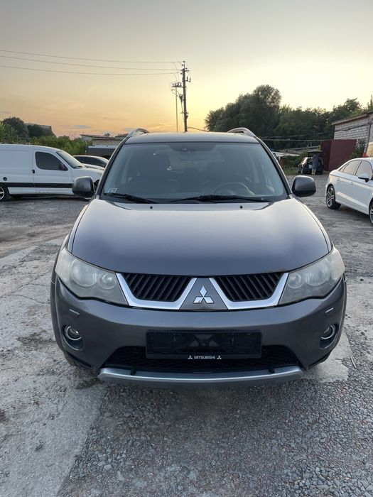 Разборка Шрот Mitsubishi Outlander XL  Митцубиси Міцубісі Аутлендер 1