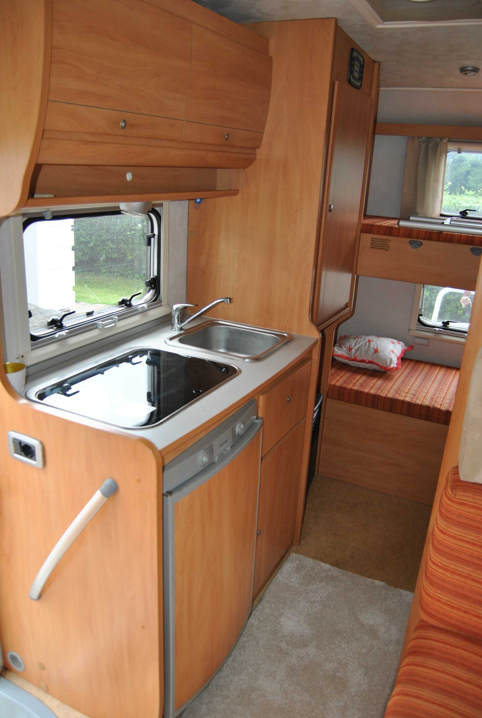 FIAT DUCATO 2.3 KAMPER 6osób! Duża łazienka Przebieg 64000km! Zadbany!