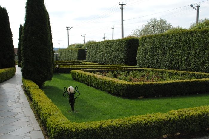 продувка систем поливу,концервація перед зимою, аерація та посів газон