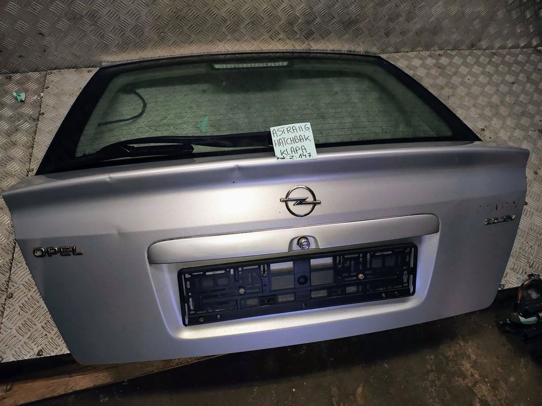 klapa bagażnika astra G II hatchback kod lak. Z147