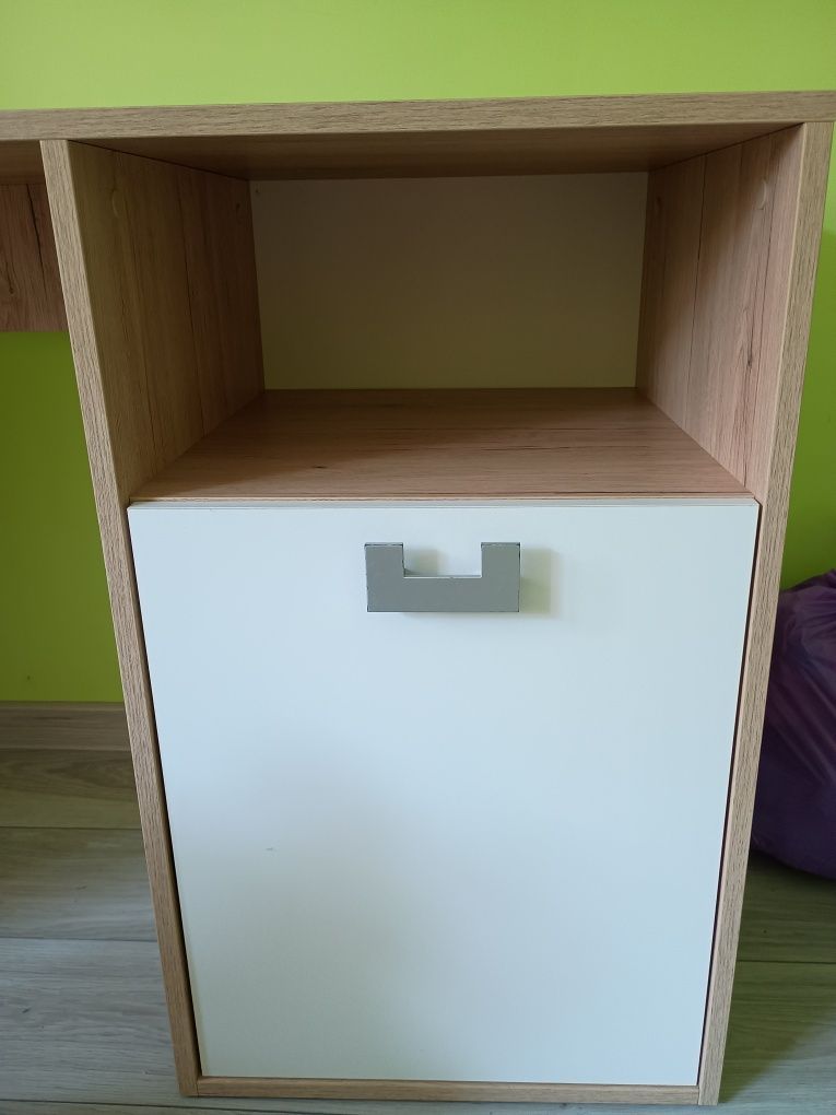 Sprzedam biurko 110cm