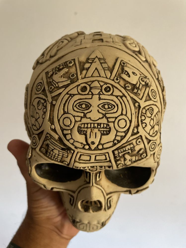 Caveira Mexicana vinda do México, esculpida à mão por artesão local.
